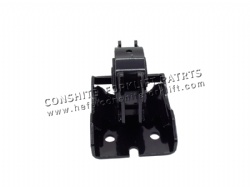 ENGINE MOUNT